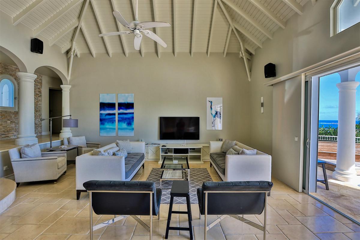 Villa rental Saint Martin - Living room TV